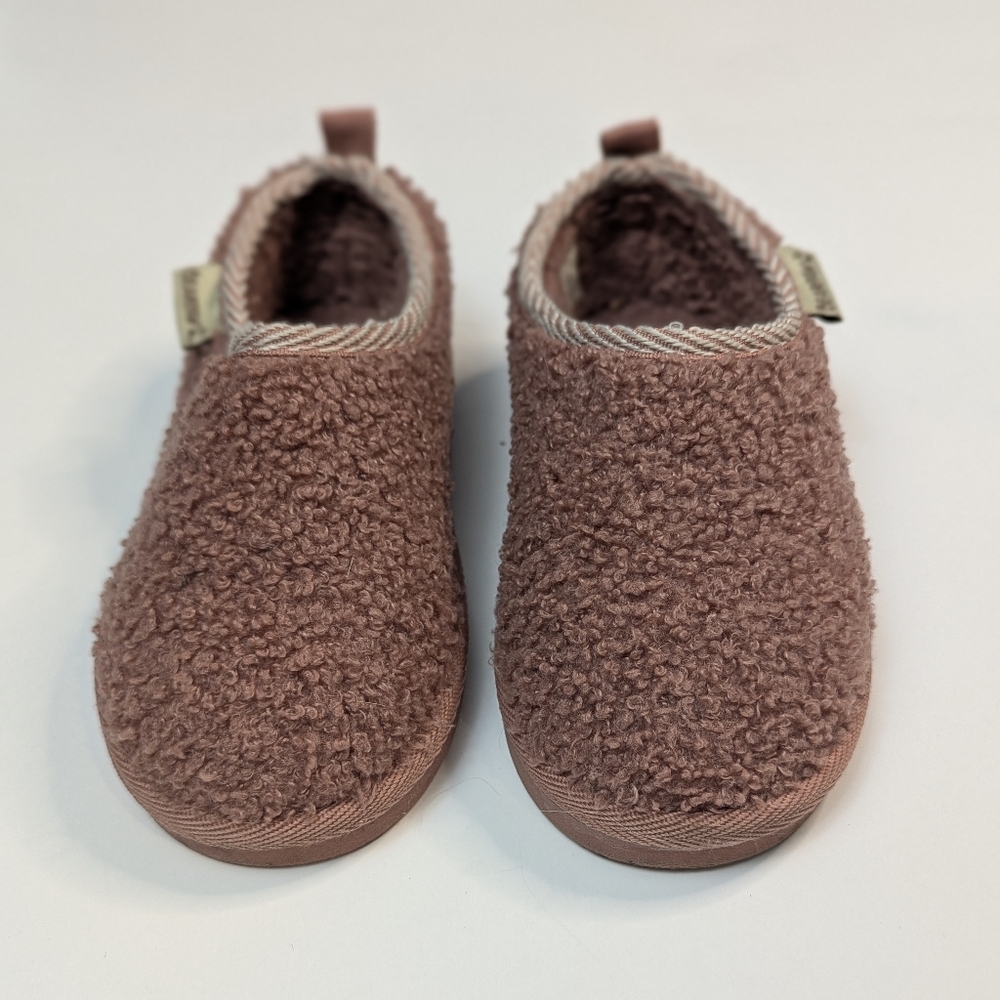 BearPaw Pink Fleece Slippers, Kids 10
